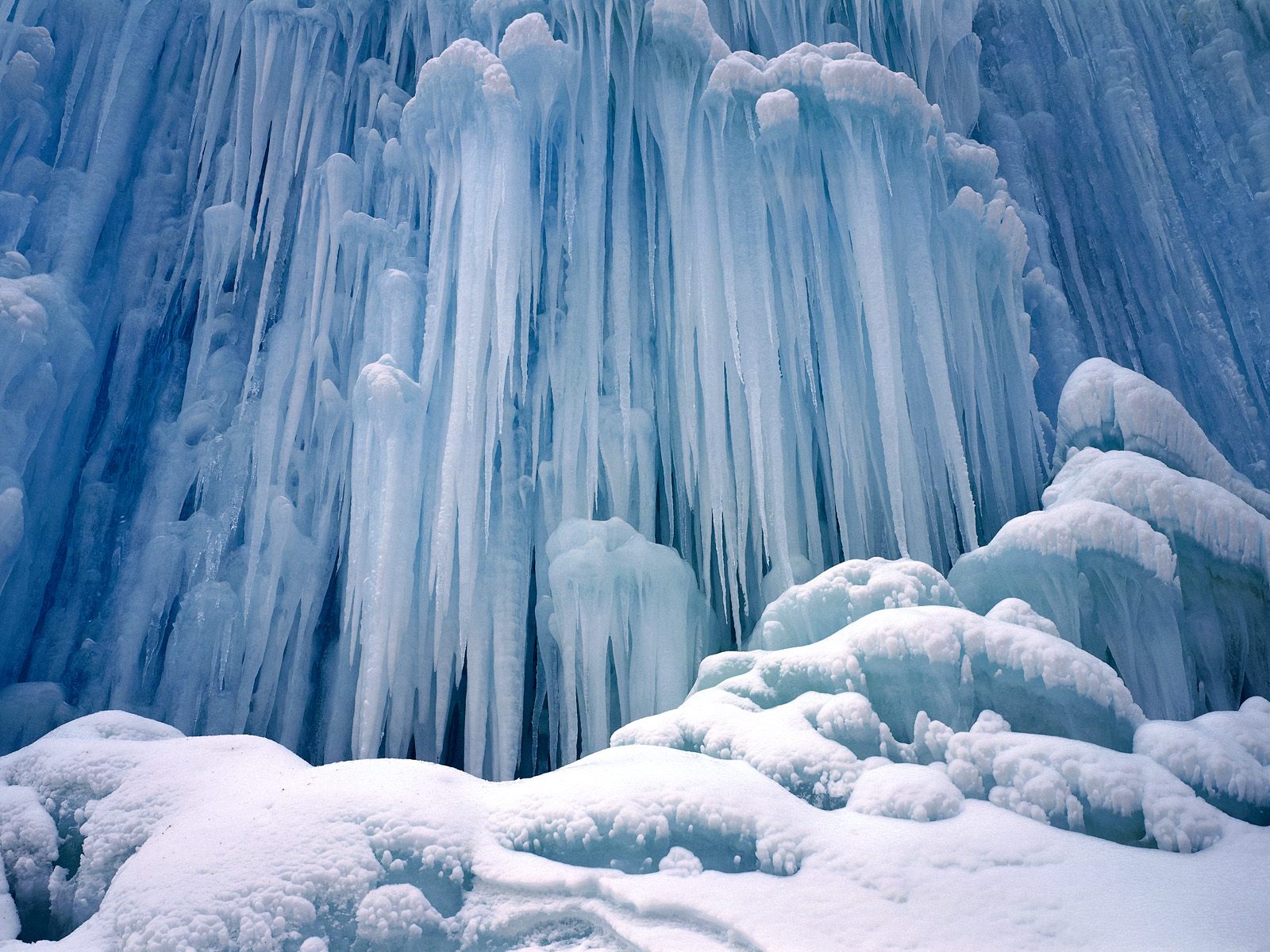 Christmas Ice